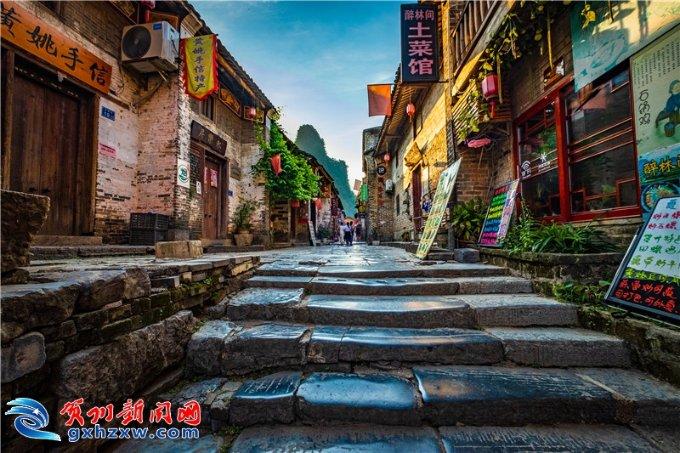 闺蜜的时尚对决